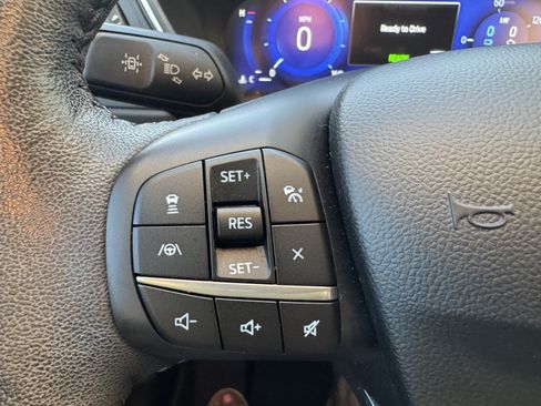 Used 2020 Ford Escape Titanium FWD image 12