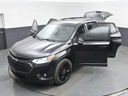 Used 2019 Chevrolet Traverse Premier w/ Redline Edition FWD image 54