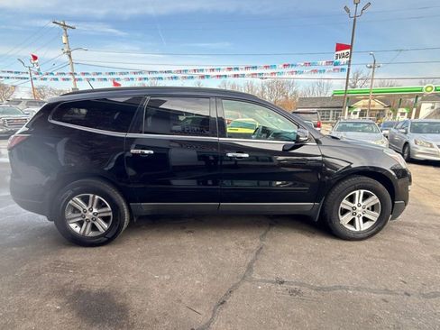 Used 2016 Chevrolet Traverse LT image 4