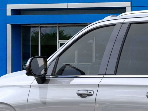 New 2026 Chevrolet Suburban Premier w/ Sun And Tow Package image 12