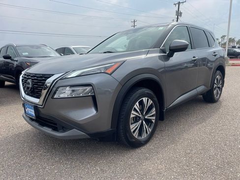 Certified 2023 Nissan Rogue SV FWD image 3