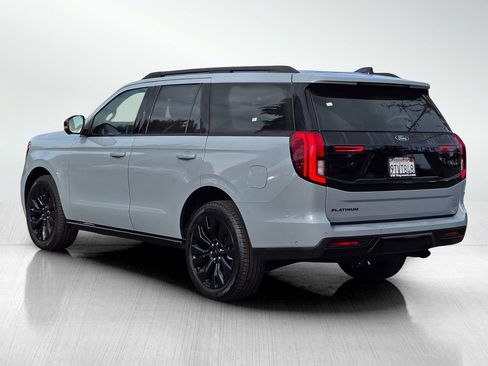 Used 2025 Ford Expedition Platinum w/ Stealth Appearance Package AWD/4WD image 7