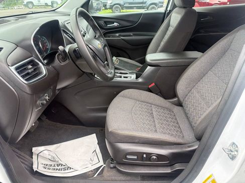 Used 2024 Chevrolet Equinox LT w/ LPO, Floor Liner Package AWD/4WD image 11