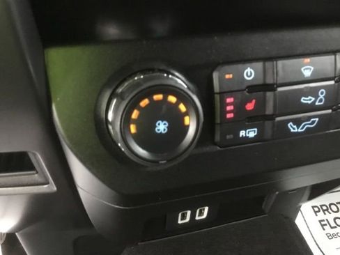 Used 2020 Ford F150 XLT w/ Equipment Group 302A Luxury image 27