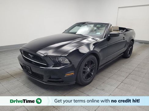 Used 2013 Ford Mustang Convertible RWD image 1