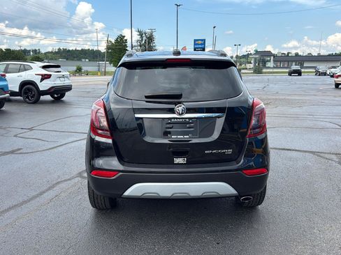 Used 2021 Buick Encore Preferred AWD/4WD image 4