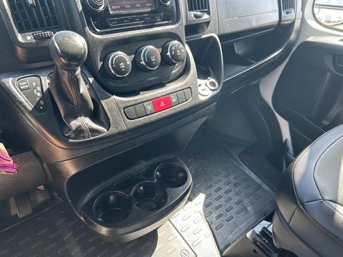 Used 2021 RAM ProMaster 2500 FWD image 27