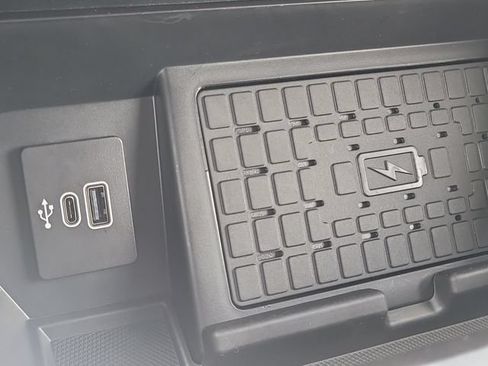 Used 2025 Ford F150 XLT w/ Equipment Group 303A High AWD/4WD image 27