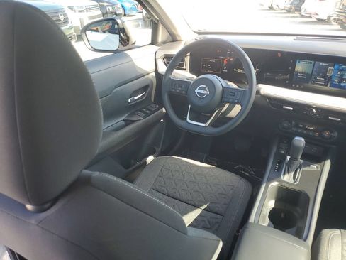Certified 2026 Nissan Kicks SV w/ Illumination Package FWD image 20