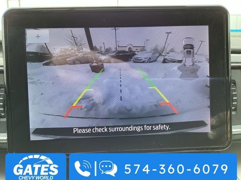 Used 2023 Ford Explorer XLT w/ Equipment Group 202A image 20