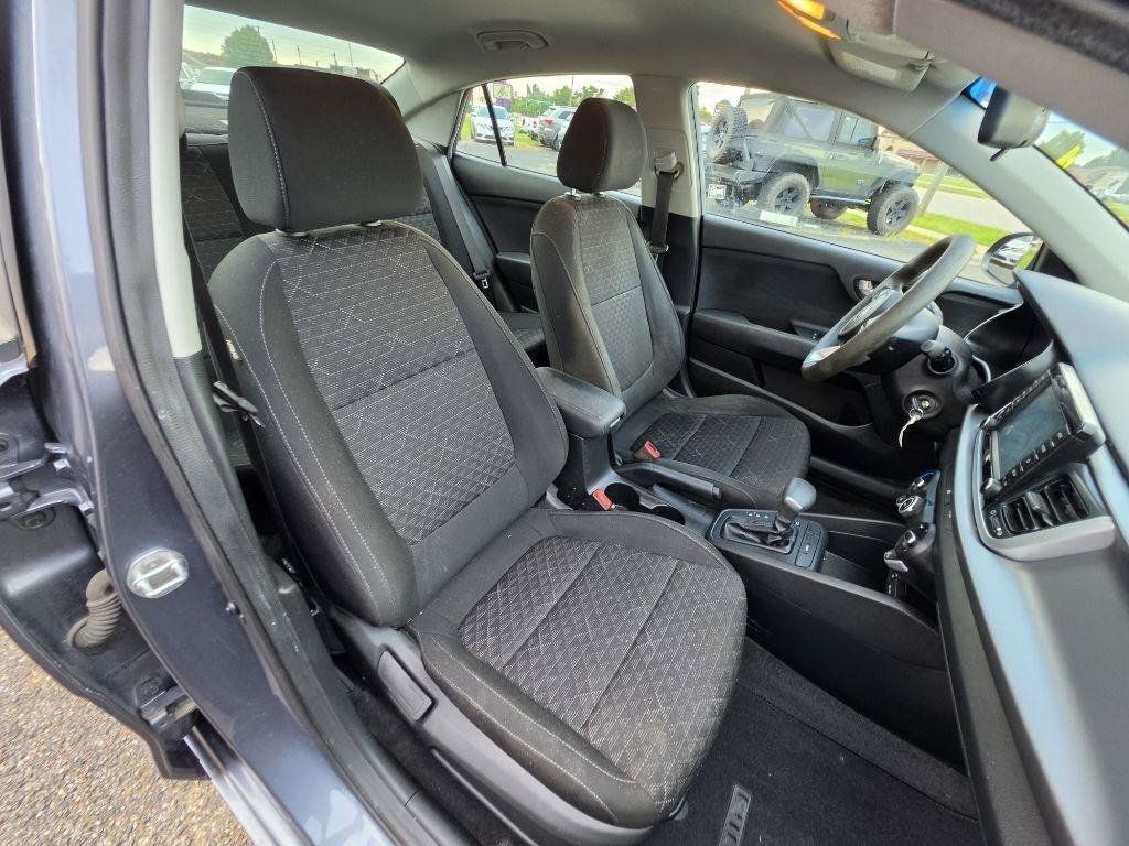 Used 2019 Kia Rio S FWD image 16