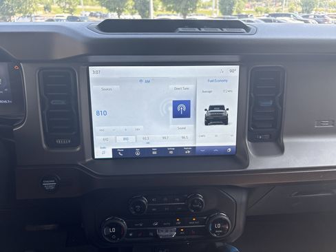 Used 2021 Ford Bronco Outer Banks AWD/4WD image 23