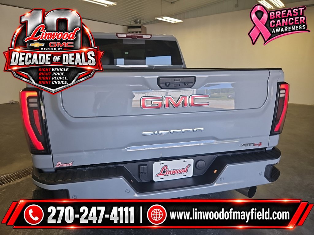 Used 2025 GMC Sierra 2500 AT4 w/ AT4 Premium Plus Package AWD/4WD image 4