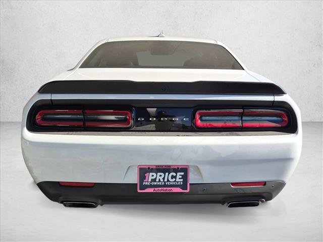 Used 2017 Dodge Challenger R/T Scat Pack RWD image 7
