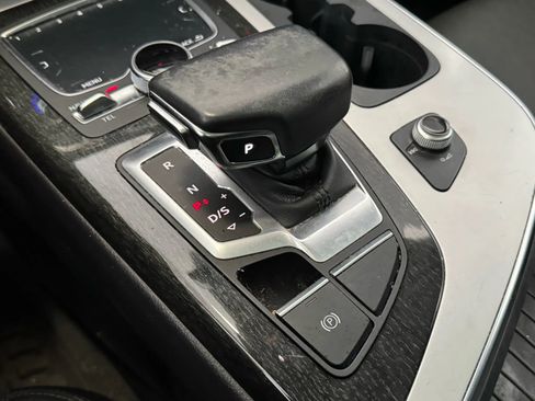 Used 2019 Audi Q7 2.0T Premium Plus w/ Premium Plus Package image 18