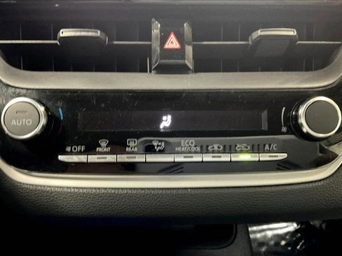 Certified 2024 Toyota Corolla LE image 33