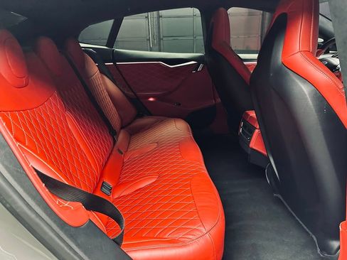 Used 2012 Tesla Model S Performance RWD image 21