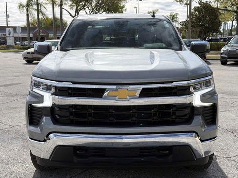 Used 2025 Chevrolet Silverado 1500 LT image 8