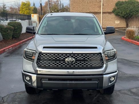Used 2019 Toyota Tundra SR5 w/ TRD Off Road Package image 9