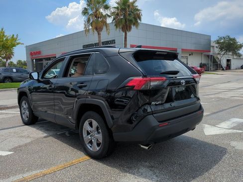 Certified 2025 Toyota RAV4 XLE w/ Convenience Package AWD/4WD image 8