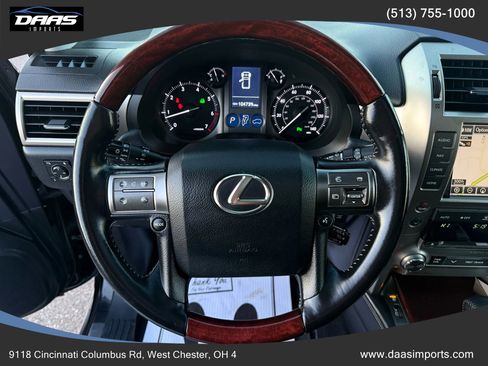 Used 2018 Lexus GX 460 Premium w/ Premium Package image 40