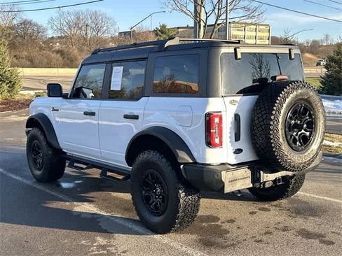 Used 2023 Ford Bronco Wildtrak image 32