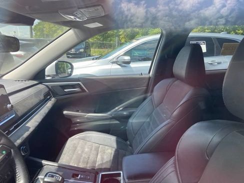 Used 2024 Mitsubishi Outlander SE FWD image 6