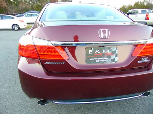 Used 2013 Honda Accord Touring image 33