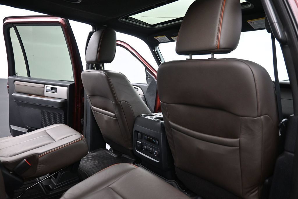 Used 2016 Ford Expedition EL King Ranch RWD image 24