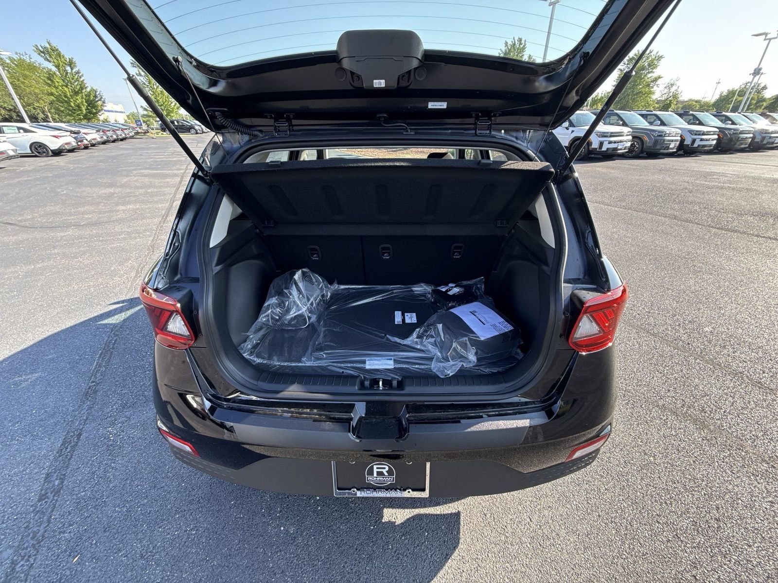 Used 2026 Hyundai Venue SEL FWD image 25