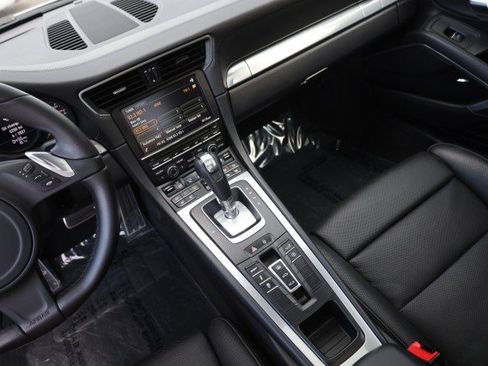 Used 2013 Porsche 911 Carrera 4 AWD/4WD image 32