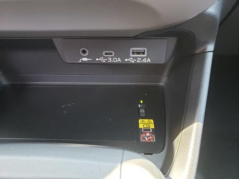 Used 2026 Subaru Crosstrek 2.5i Limited AWD/4WD image 19