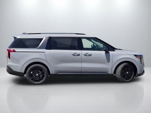 New 2026 Kia Carnival SX Prestige image 3