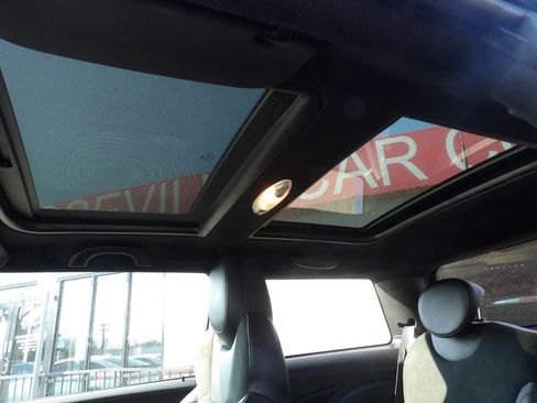 Used 2013 MINI Cooper S image 9