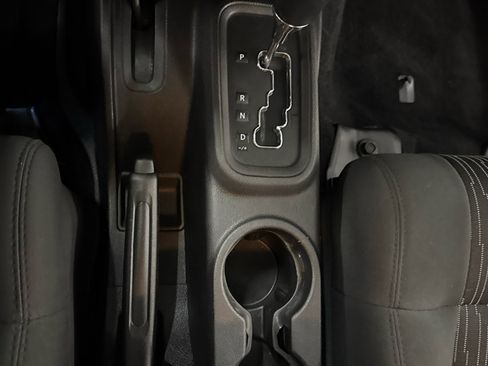 Used 2012 Jeep Wrangler Unlimited Sport image 22