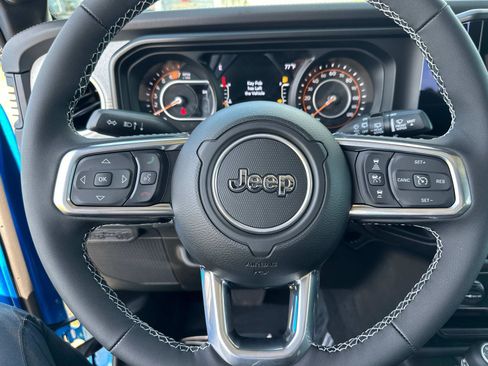 New 2025 Jeep Wrangler Sahara image 24