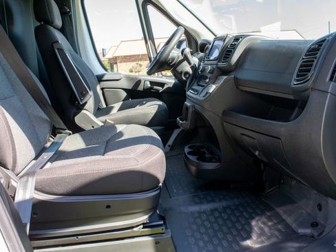 Used 2023 RAM ProMaster 2500 image 24