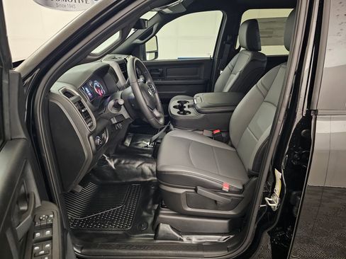 New 2026 RAM 3500 Tradesman AWD/4WD image 4