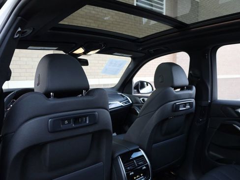 Used 2020 BMW X5 sDrive40i w/ Convenience Package image 18