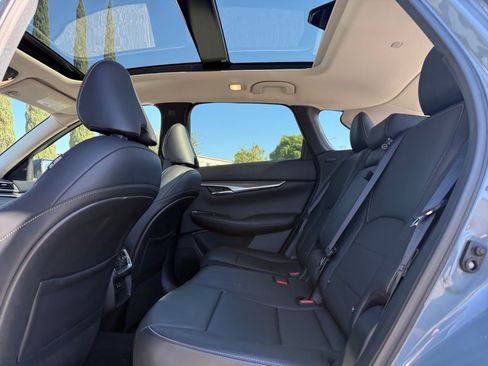 Used 2022 INFINITI QX50 Luxe image 17