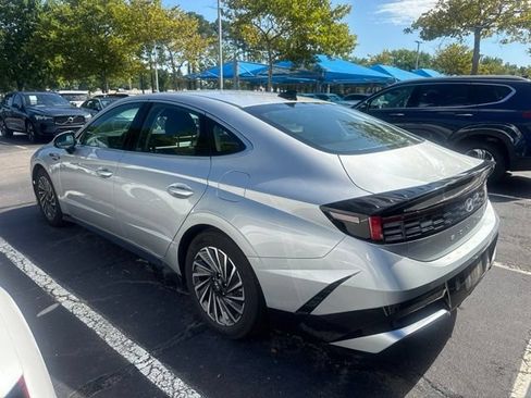Used 2025 Hyundai Sonata SEL FWD image 7