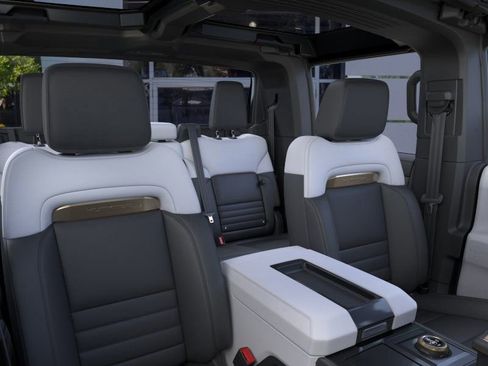 New 2025 GMC Hummer EV 3X image 24
