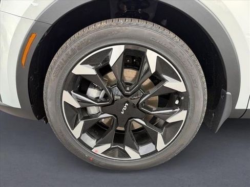 New 2026 Kia Sorento EX w/ EX Premium Package FWD image 9