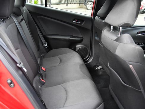 Used 2021 Toyota Prius LE image 36