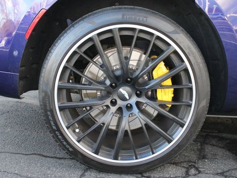 Used 2023 Aston Martin DBX image 7