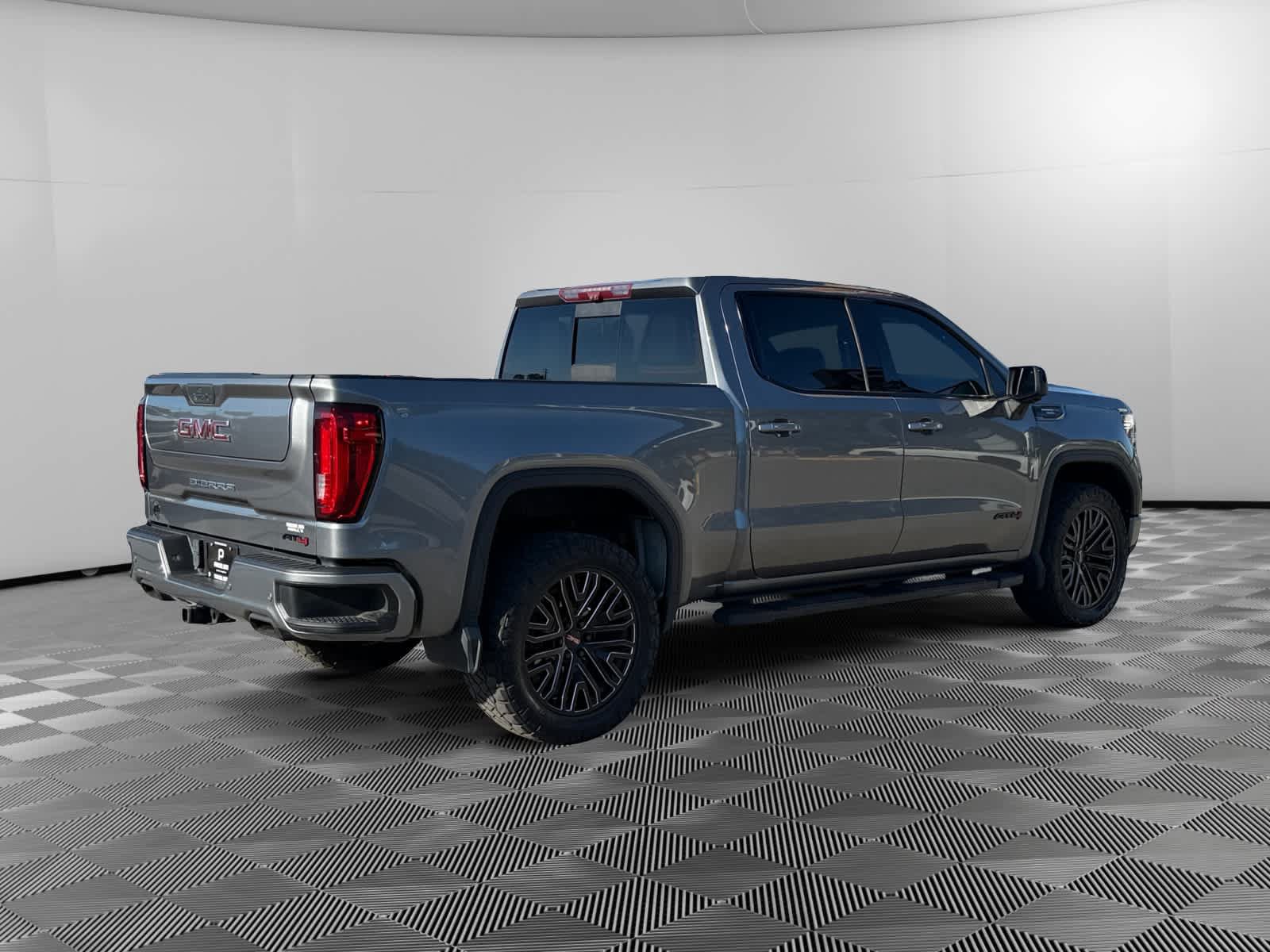 Used 2020 GMC Sierra 1500 AT4 w/ Off-Road Performance Package AWD/4WD image 5