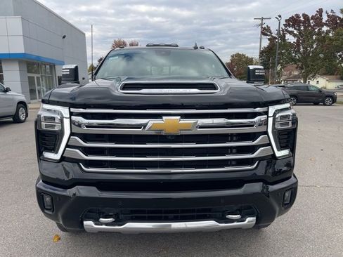 Certified 2024 Chevrolet Silverado 2500 High Country w/ Technology Package image 8