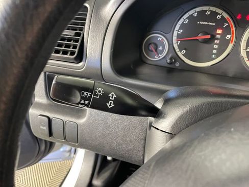 Used 2003 Honda CR-V LX image 12