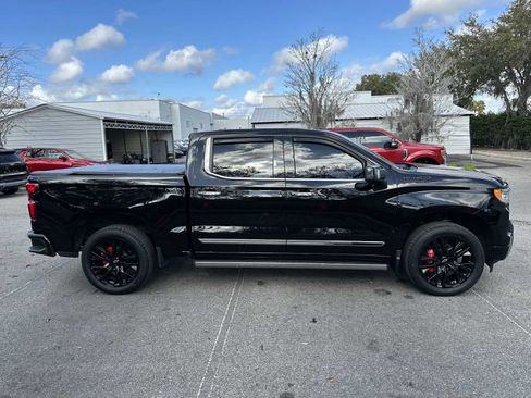 Used 2022 Chevrolet Silverado 1500 High Country w/ High Country Premium Package image 7