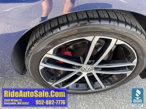 Used 2012 Volkswagen GTI 2-Door FWD image 23
